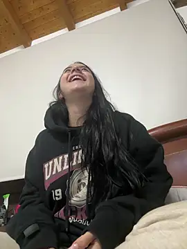 Snapshot of Cassie-millers chatting on January 19, 2:47 am Cassie-millers online show from January 19, 2:47 am