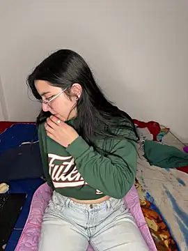 Snapshot of Cassie-millers chatting on January 22, 8:59 pm Cassie-millers online show from January 22, 8:59 pm