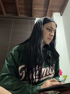 Snapshot of Cassie-millers chatting on January 23, 3:58 am Cassie-millers online show from January 23, 3:58 am