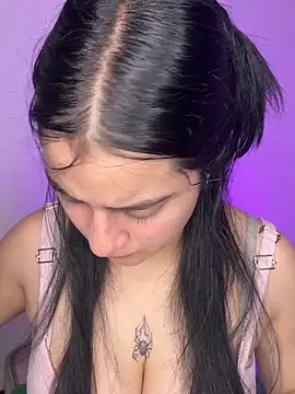 Snapshot of Cassie-millers chatting on February 7, 4:56 pm Cassie-millers online show from February 7, 4:56 pm