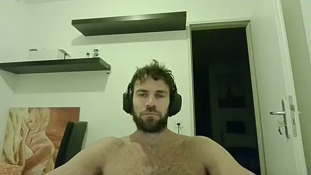 alpha-hunk online show from October 12, 7:46 pm