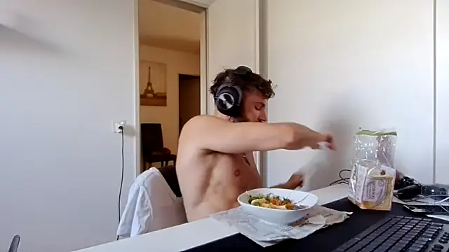 alpha-hunk online show from March 21, 2:20 pm