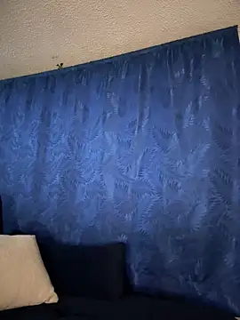 ariiel  online show from December 29, 4:27 am