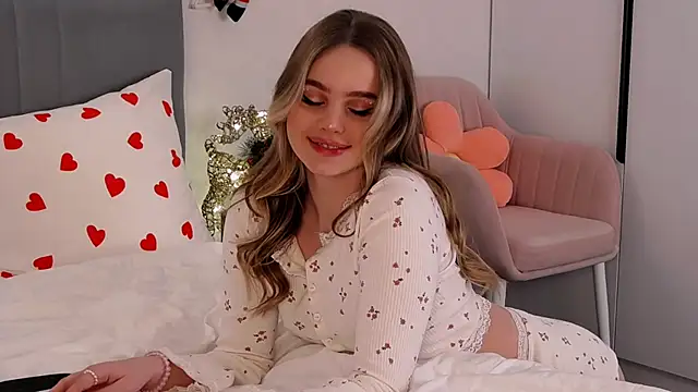 SIlviaBeyt online show from January 7, 1:49 am