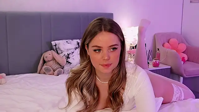 SIlviaBeyt online show from January 17, 10:01 pm