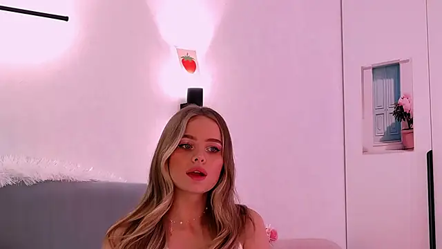 SIlviaBeyt online show from March 7, 11:16 pm