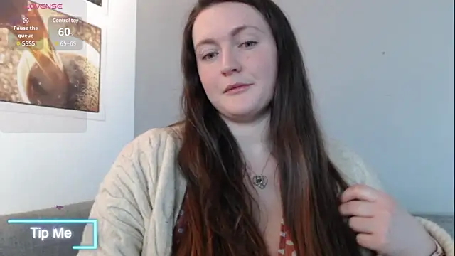 Snapshot of BustyBonnieUK chatting on January 17, 9:28 am BustyBonnieUK online show from January 17, 9:28 am