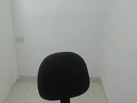 estefania224 online show from February 15, 2:30 am