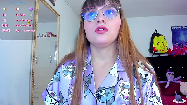 Lucyy-hess online show from February 6, 7:51 pm