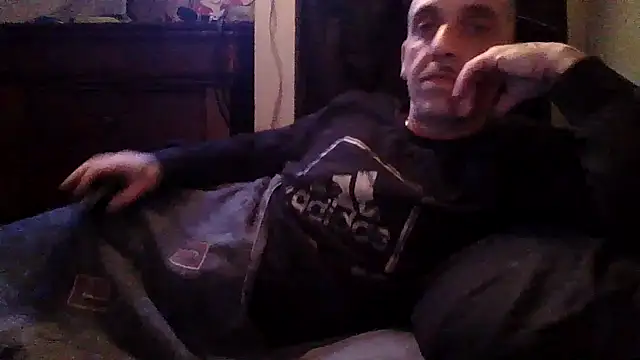 Snapshot of CandiedPompano chatting on October 3, 4:15 pm CandiedPompano online show from October 3, 4:15 pm