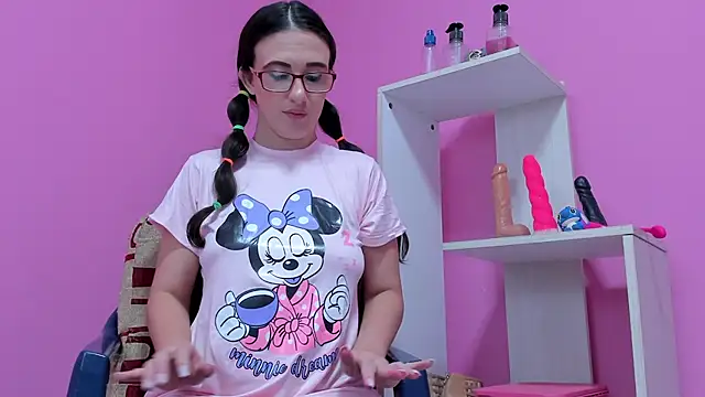 LolaBoobs online show from February 24, 4:05 am