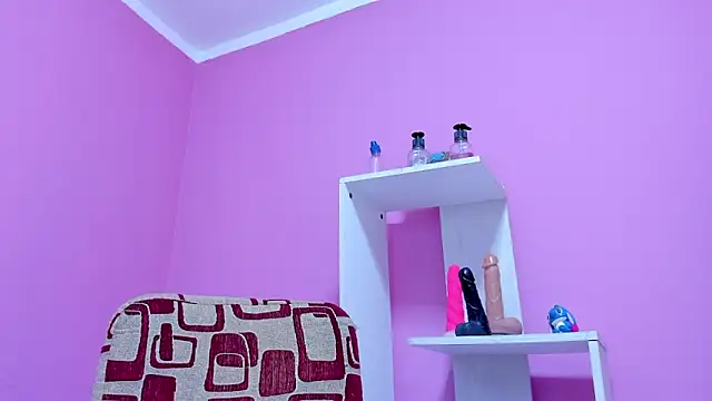 LolaBoobs online show from March 5, 5:29 am