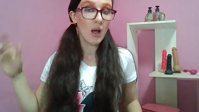 LolaBoobs online show from April 17, 6:27 am