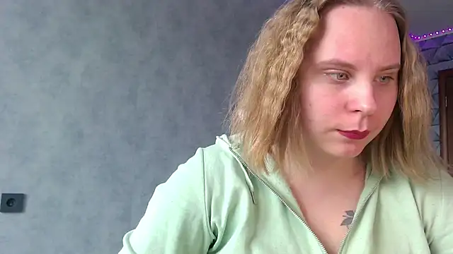 Thalia  Star online show from February 2, 10:35 am