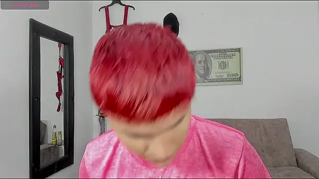 Lyam ap online show from December 18, 9:25 am