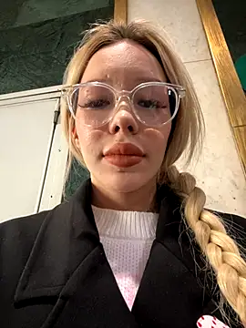 babydolll online show from October 1, 10:32 am