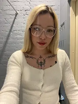 babydolll online show from January 17, 12:10 pm