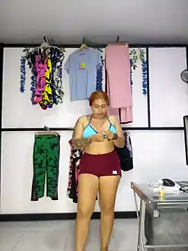 Snapshot of Caro_kitty- chatting on January 24, 11:23 pm Caro kitty- online show from January 24, 11:23 pm