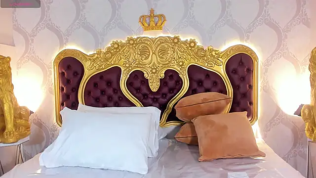 KendralHolson online show from February 17, 4:31 am