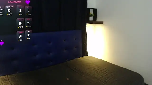 Snapshot of Camila_TransGirl chatting on February 22, 10:18 am Camila TransGirl online show from February 22, 10:18 am