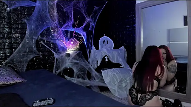 Snapshot of Calliope_dark chatting on October 28, 1:47 pm Calliope dark online show from October 28, 1:47 pm