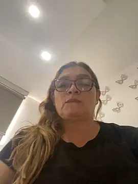 AntonellaAlondra4 online show from February 11, 7:16 pm