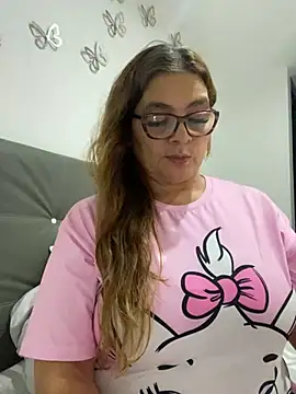 AntonellaAlondra4 online show from February 14, 3:54 am