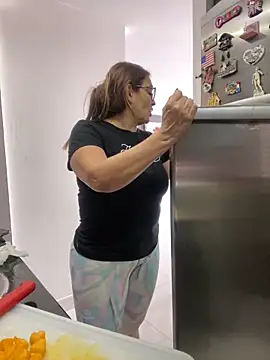 AntonellaAlondra4 online show from March 19, 6:12 pm