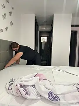 AntonellaAlondra4 online show from February 28, 1:23 pm