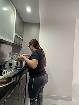 AntonellaAlondra4 online show from March 12, 5:52 pm