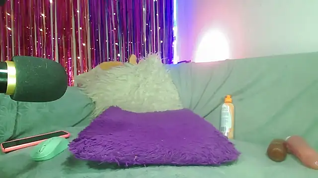 princesskitty111 online show from January 24, 9:39 am