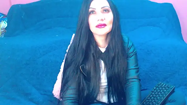 Snapshot of Ary_z chatting on December 14, 2:28 am Ary z online show from December 14, 2:28 am