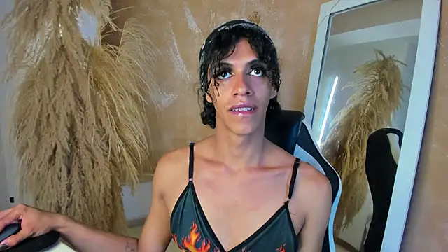 APRILL FOXX online show from March 17, 9:51 pm