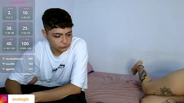 kitty of nighttt online show from November 21, 10:41 pm