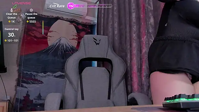 NielletaBlossom online show from April 10, 4:17 am