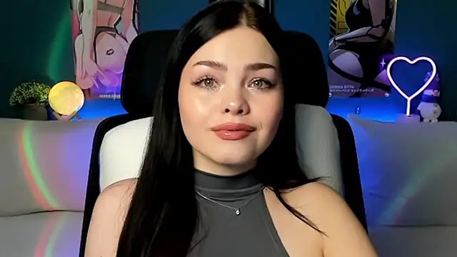 Snapshot of AkiraKatsu chatting on December 20, 12:16 pm AkiraKatsu online show from December 20, 12:16 pm