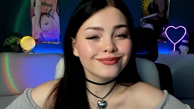 Snapshot of AkiraKatsu chatting on December 21, 7:38 pm AkiraKatsu online show from December 21, 7:38 pm