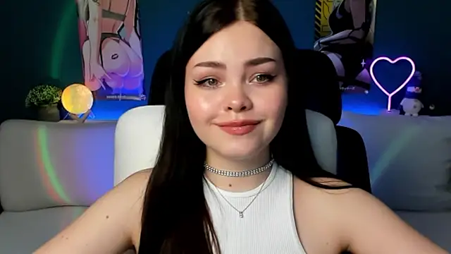 Snapshot of AkiraKatsu chatting on January 4, 10:45 pm AkiraKatsu online show from January 4, 10:45 pm