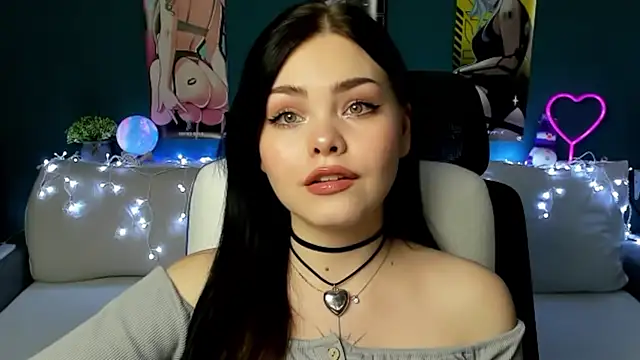 Snapshot of AkiraKatsu chatting on January 8, 8:39 pm AkiraKatsu online show from January 8, 8:39 pm