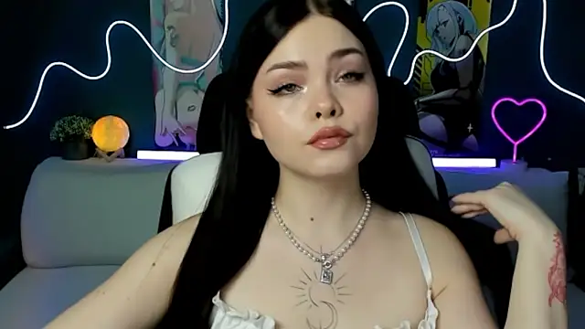 Snapshot of AkiraKatsu chatting on February 2, 1:30 pm AkiraKatsu online show from February 2, 1:30 pm