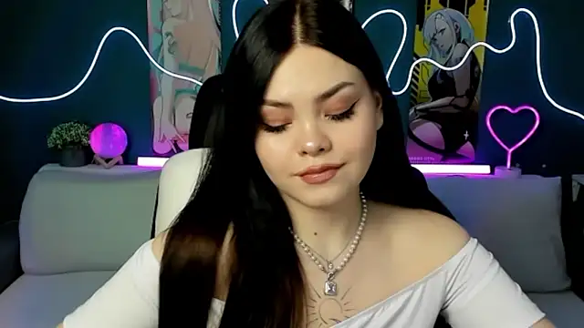 Snapshot of AkiraKatsu chatting on February 5, 2:26 pm AkiraKatsu online show from February 5, 2:26 pm