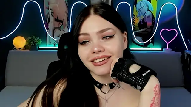 Snapshot of AkiraKatsu chatting on March 22, 7:42 pm AkiraKatsu online show from March 22, 7:42 pm