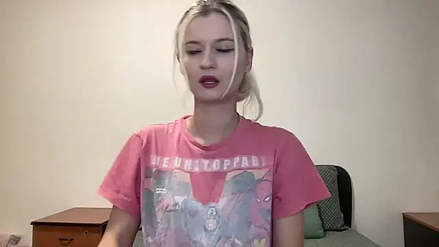 Onika Love online show from September 27, 11:43 pm