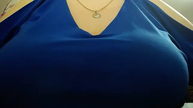 Snapshot of Lady_Boom_Wild_ chatting on December 21, 1:21 pm Lady Boom Wild online show from December 21, 1:21 pm