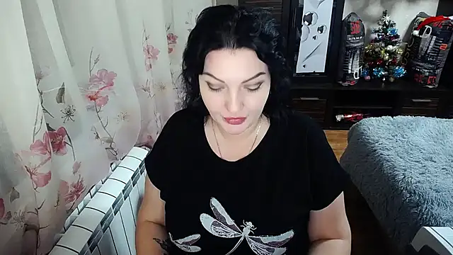 Snapshot of Lady_Boom_Wild_ chatting on December 21, 6:23 pm Lady Boom Wild online show from December 21, 6:23 pm