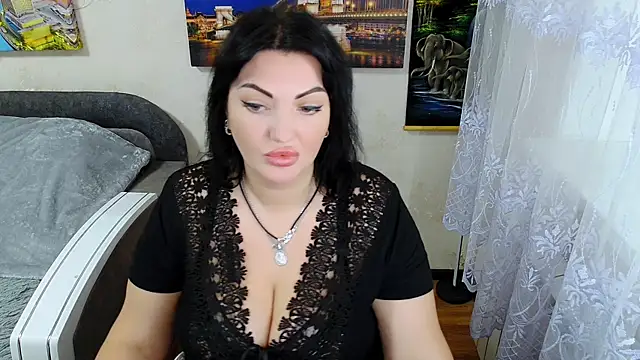 Snapshot of Lady_Boom_Wild_ chatting on October 7, 6:43 am Lady Boom Wild online show from October 7, 6:43 am