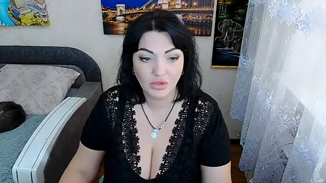 Snapshot of Lady_Boom_Wild_ chatting on October 13, 10:04 am Lady Boom Wild online show from October 13, 10:04 am