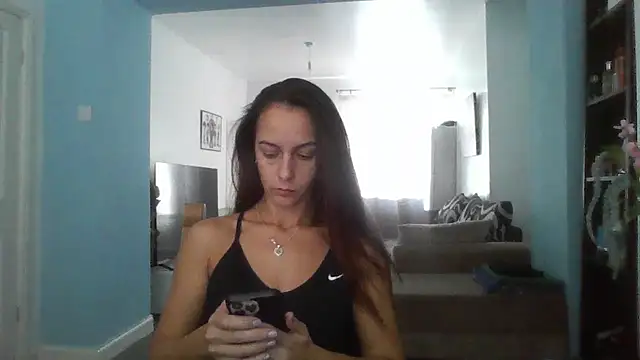 Snapshot of karlaolivia chatting on September 19, 9:22 am karlaolivia online show from September 19, 9:22 am