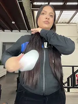 Snapshot of NathRossi chatting on February 27, 9:36 pm NathRossi online show from February 27, 9:36 pm