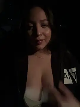 Snapshot of NathRossi chatting on March 15, 4:02 am NathRossi online show from March 15, 4:02 am